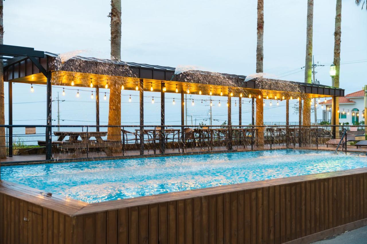 Sea Cliff Hotel Jeju by Eksteriør bilde