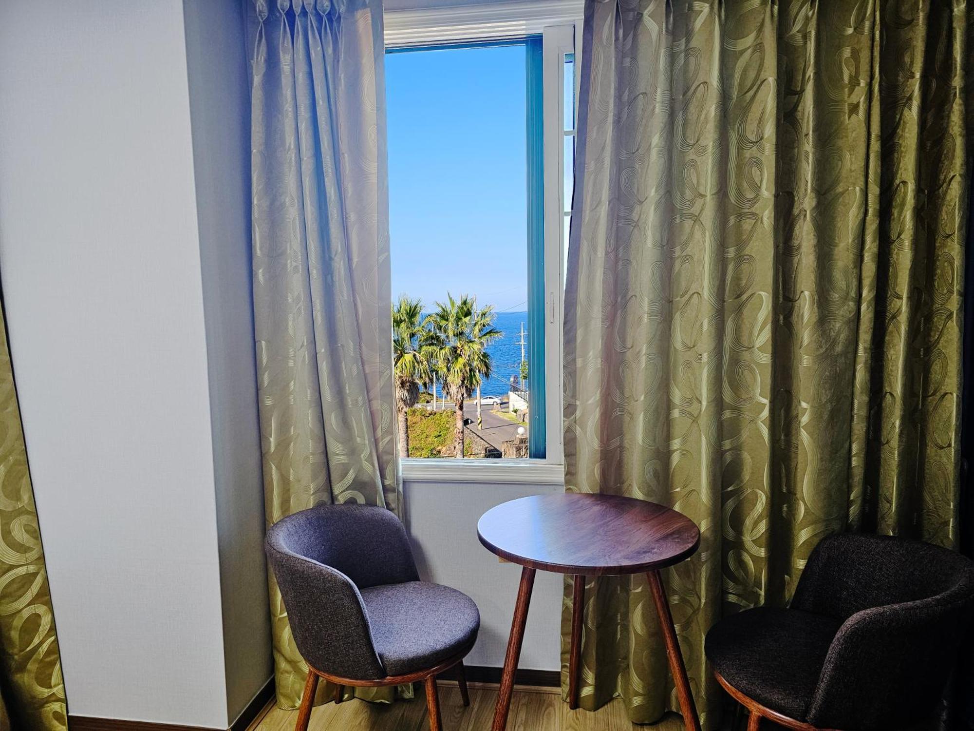 Sea Cliff Hotel Jeju by Eksteriør bilde